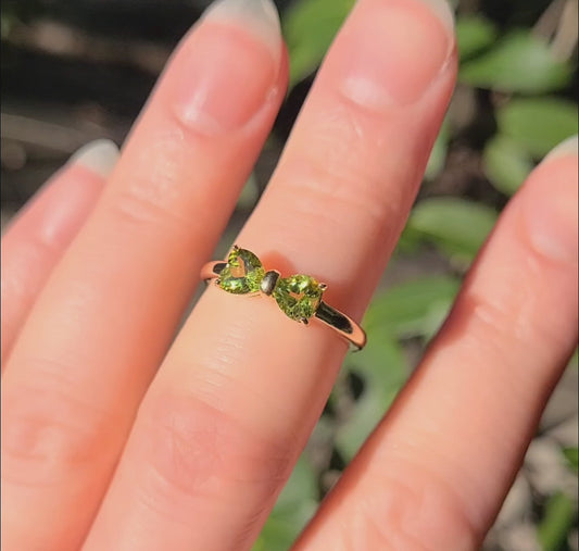 14k Peridot Bow Ring