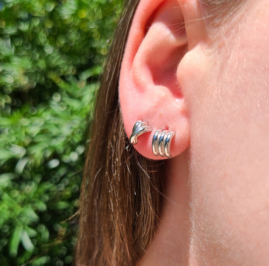 14k White Gold Croissant Studs