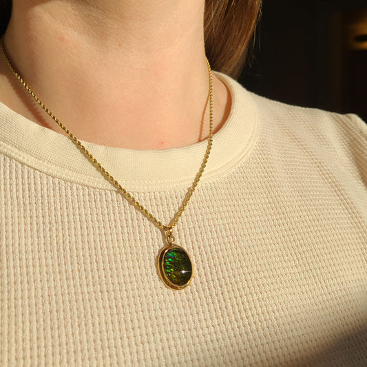 14k Ammolite Oval Pendant